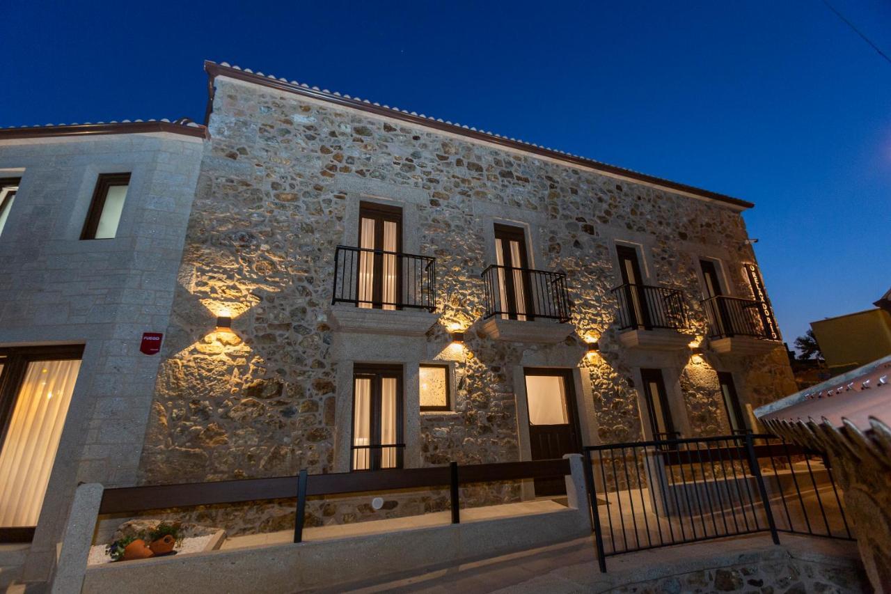 Pension *** O Relax Do Rio Muxia Exterior photo